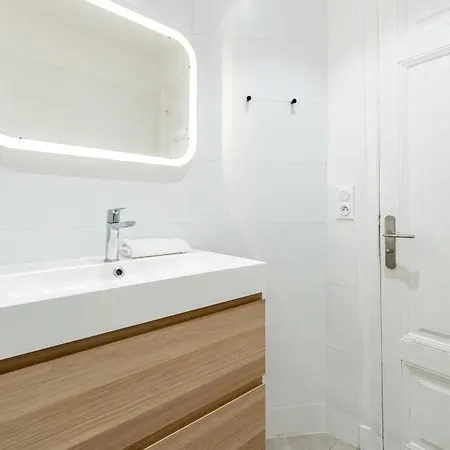 Appartement Ilot - A Deux Pas Du *